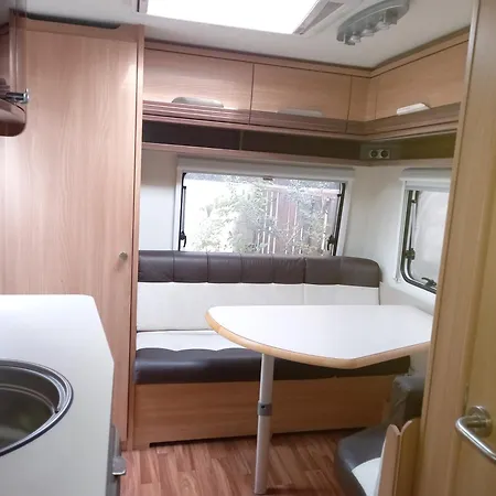 Caravane D 'ambrussum Kemp